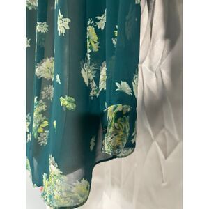 Teal  beautiful Lauren Conrad blouse size M